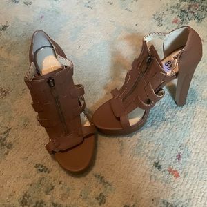 Jessica Simpson Open Toe Heels 8 1/2